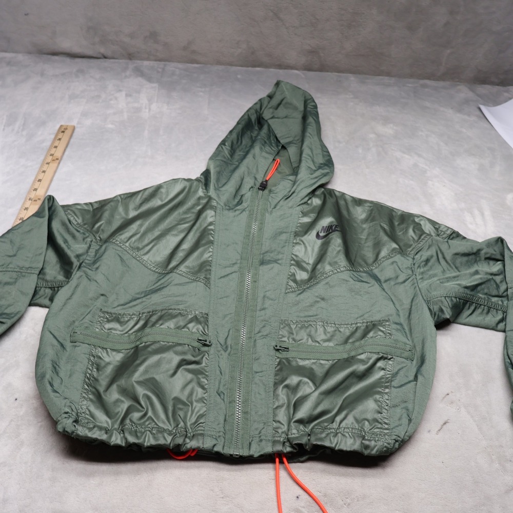 Nike Jacket Womens Medium Green Windrunner Cargo Hooded Full Zip Relax Fit Rain